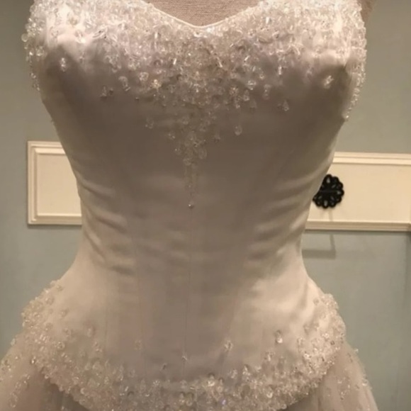 Summer Bridal Gown - Picture 4 of 6